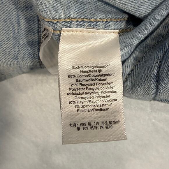 DKNY Jeans Women’s Cropped Denim Jacket Light Wash Jean Jacket 3X New w/ Tags - Picture 7 of 10